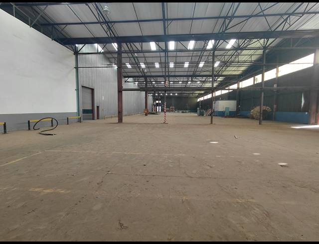 25,084M² FACTORY TO LET IN CLAYVILLE